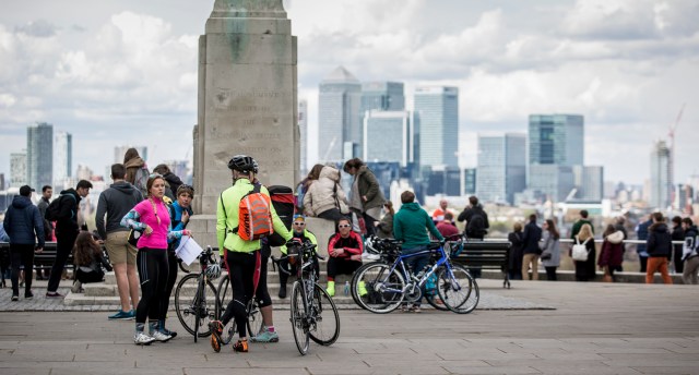 London 2 Paris 24hr cycle sportive. Photo credit : Chris Winter
